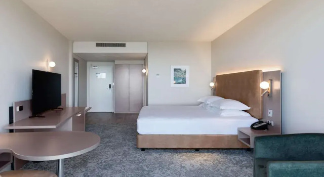 Двухместный номер Deluxe с балконом Hilton Garden Inn Darwin