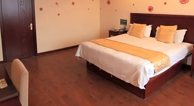 Люкс GreenTree Inn Tianjin Xiqin Development District Dasi Meijiang Exhibition Center Hotel