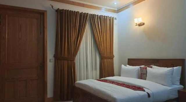 Paradise Palace Islmabad, Book Hotel Hotels in Islamabad with Parking, Parking