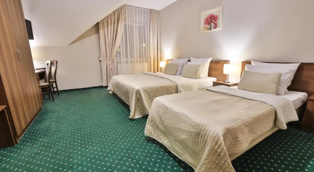Трёхместный номер Comfort Hotel Kantoria