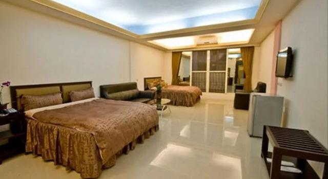 Yue Jing Commercial Hotel