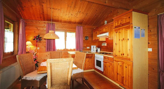 Бунгало Comfort с 2 комнатами Holiday Homes Lauterdorfle, Hayingen