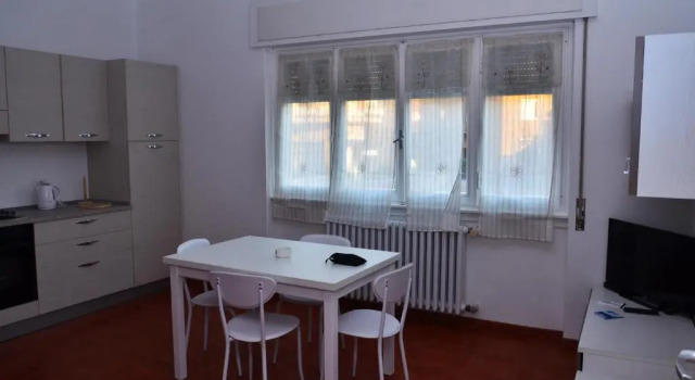 Casa di Leo, Book Hotel Hotels in Dervio with Parking, Parking