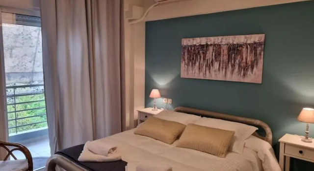 Mary's House, Book Apartment Volos 