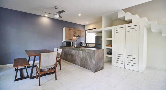 Amazing 6 Apts 12br Perfect for Large Groups Shared Pool With Sundeck in Downtown Tulum, Rezervasyon Otel Tulum havuzlu oteller, Yüzme Havuzu