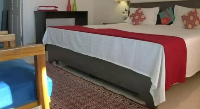 Двухместный номер Deluxe с видом на озеро Goroomgo Colonel Cottage Lake View Nainital