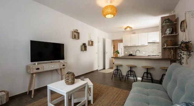 Апартаменты Daisy Apartment1