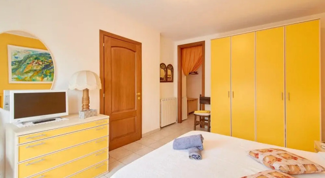 Casa Flora, Buchen Sie Hotel Dolcedo Blumenriviera