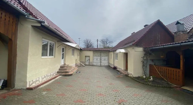 Коттедж с 2 комнатами Mountain Countryside House & Courtyard near Sibiu