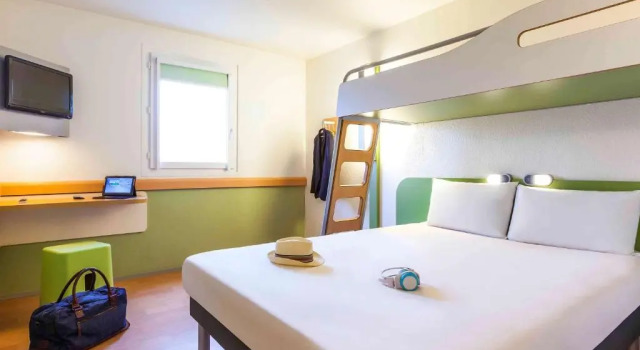 Трёхместный номер ibis budget Marne la Vallée Pontault Combault