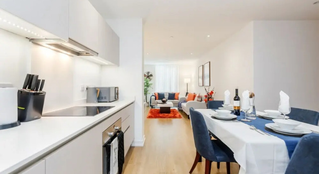 Апартаменты Premium Superior Apartment Bracknell Centre