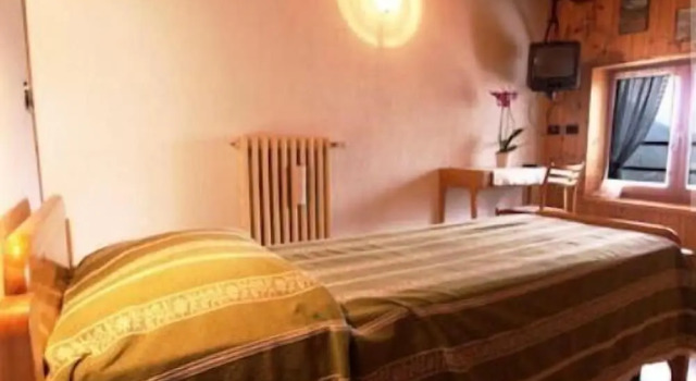 Hotel Alpe Fleurie, Забронировать Отель Аяс Шамполюк