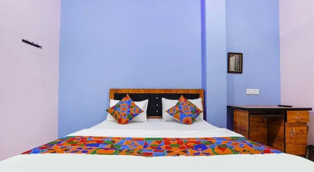 FabExpress Evaan Deluxe Rooms