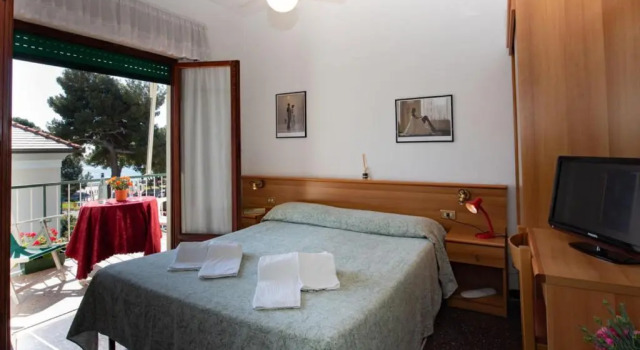 Двухместный номер Standard Hotel Tirreno
