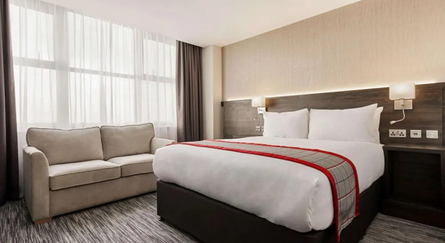 Двухместный семейный номер Ramada East Kilbride