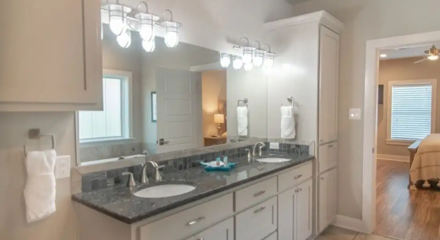 Gone Coastal 3Br Home, Забронировать Дом для отпуска Коттеджи Порт-Аранзас, Коттедж