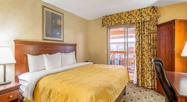 Coldwater Inn & Suites near I 69, 预订 迷你酒店 科尔德沃特 密歇根州