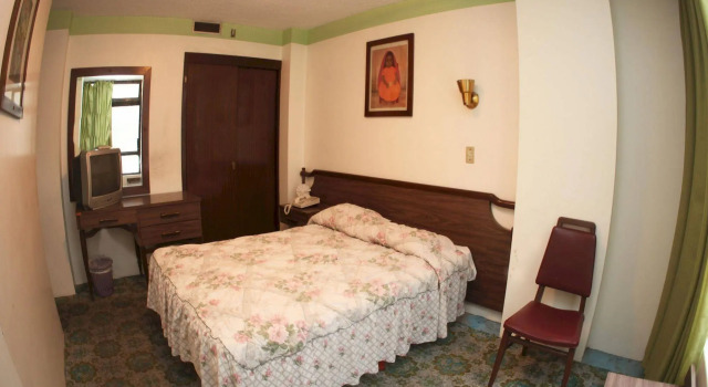 Hotel Uxmal, Book Hotel Mexico City Mexico DF
