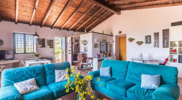 Villa Lorenza Private beach, Book Villa Hotels in Sicily with Parking, Parking