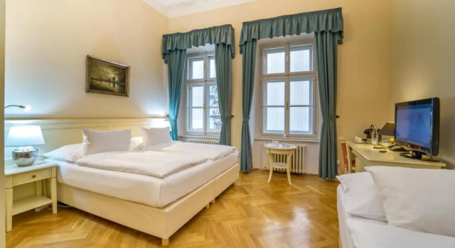 Одноместный номер Josephine Old Town Square Hotel - Czech Leading Hotels