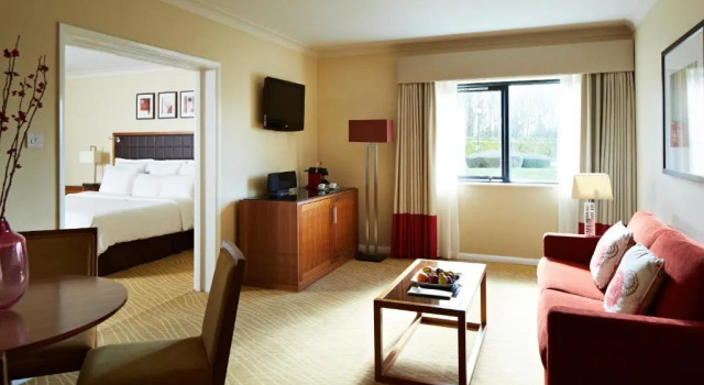 Люкс Delta Hotels by Marriott Peterborough