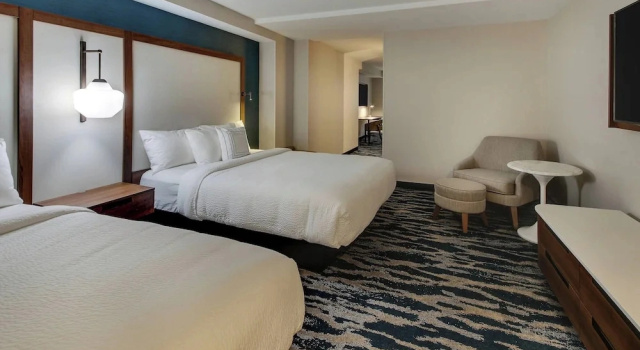 Одноместный люкс c 1 комнатой Fairfield Inn & Suites by Marriott Birmingham Downtown