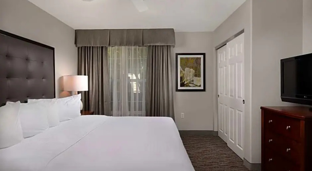 Четырёхместный номер Standard Homewood Suites by Hilton Vancouver-Portland