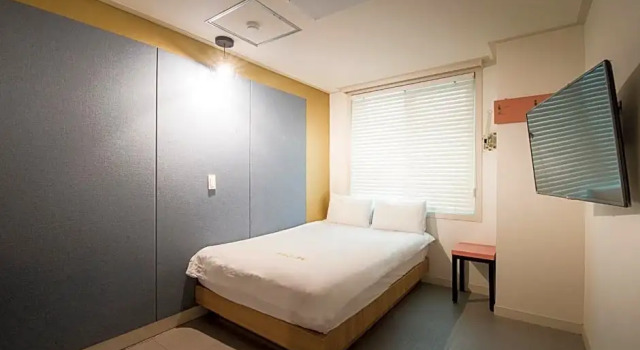 Номер Standard Champion Hotel