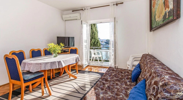 Awesome Apartment in Klek With 2 Bedrooms and Wifi, Забронировать Апартаменты/квартира Клек Neretva River Delta