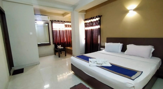 Goroomgo Uk Palace Puri