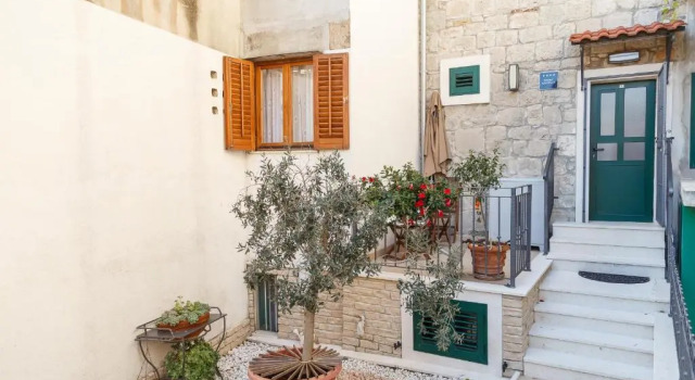 Апартаменты Apartments Villa Cambi