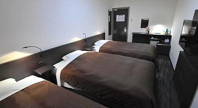 Трёхместный номер Standard Business Hotel BL Kuwana