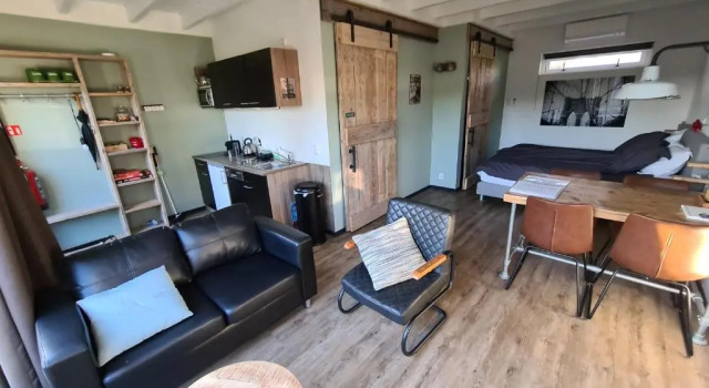 Апартаменты Bed & Breakfast "Aan de Bagijnstraat".