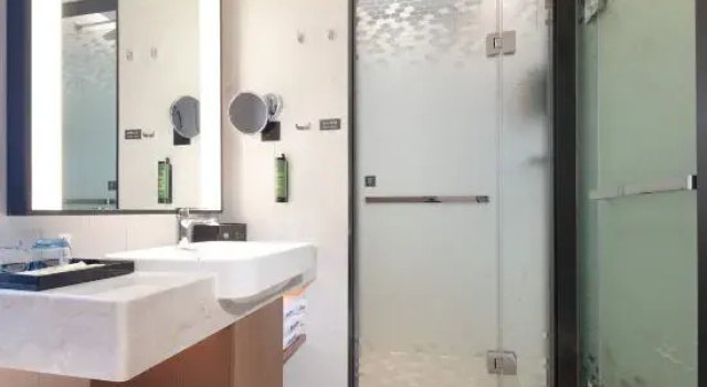Номер Standard Hampton by Hilton Taiyuan Wuyi Square