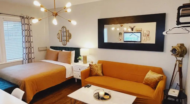 Nine20 Collins Apartments by Lowkl