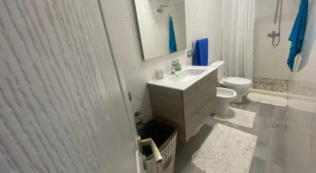 Lovely renewed apartment in Tirana(3/4 guests)