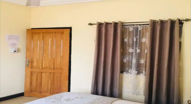 Room in B&B - Single Room - 1st Floor