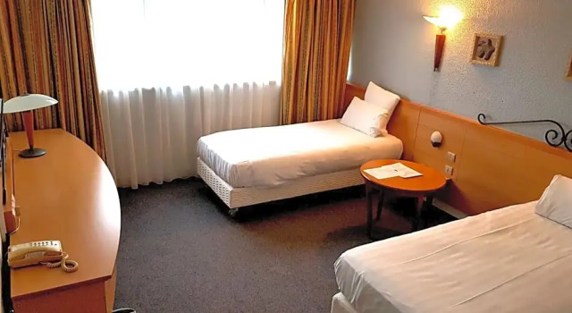 Номер Premium Kyriad Prestige Mulhouse - Basel