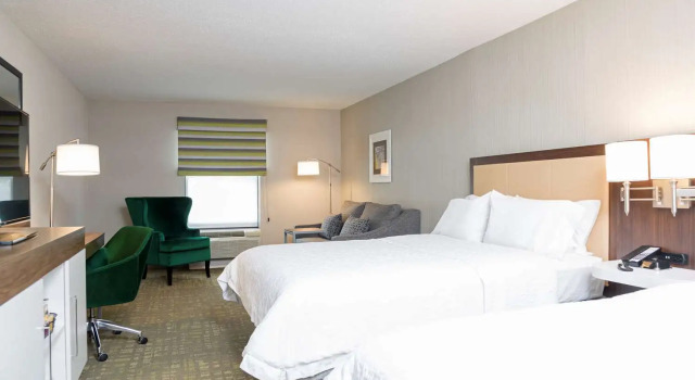 Номер Standard Hampton Inn & Suites East Lansing