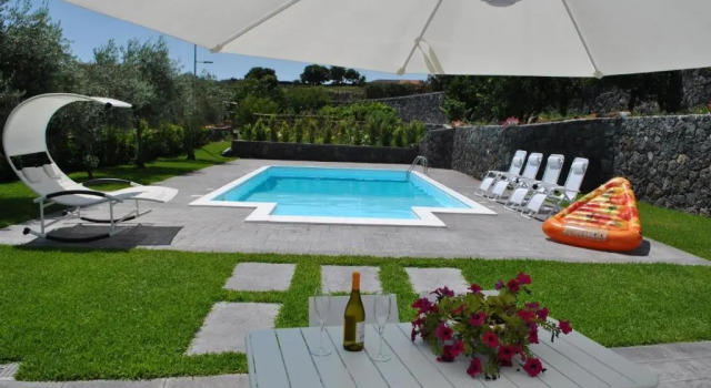 Коттедж Ferienhaus mit Privatpool für 8 Personen ca 240 m in Acireale, Sizilien Ostküste von Sizilien