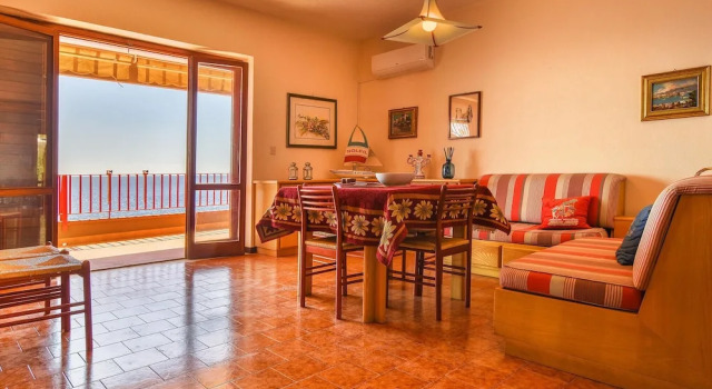 Stunning Apartment in Letojanni With Wifi and 2 Bedrooms, Book Apartment Hotels in Sicily with Parking, Parking