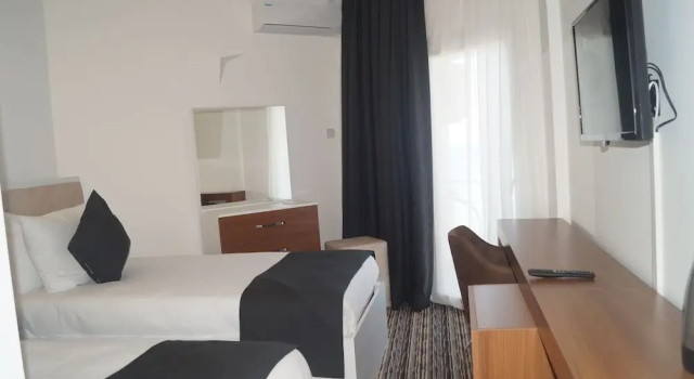 Номер Standard Celebrity Hotel