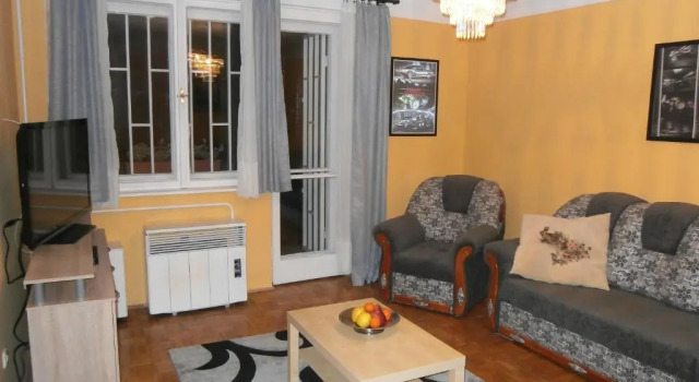 Апартаменты Highland Apartment