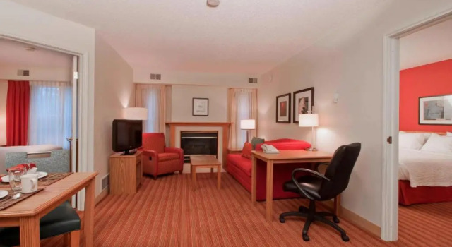 Люкс с 2 комнатами Residence Inn by Marriott Davenport