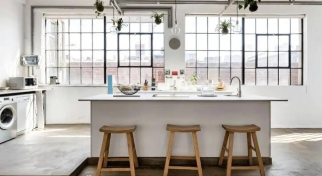Апартаменты Industrial Chic City Loft