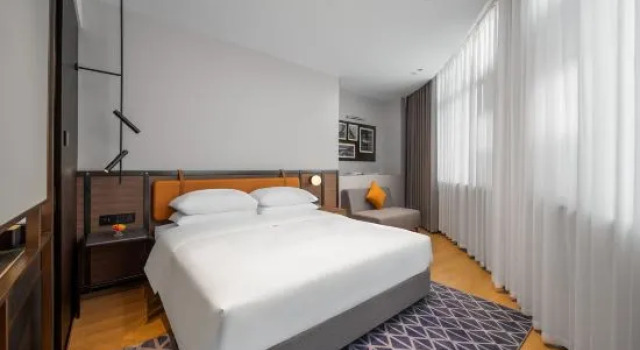 Люкс с видом на город U FUN HOTEL(Yulin RT-Mart Store)