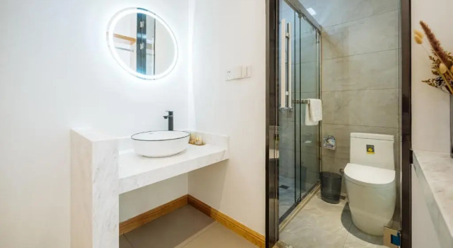 Семейный люкс с балконом Moganshan Pinhouwu Hotel