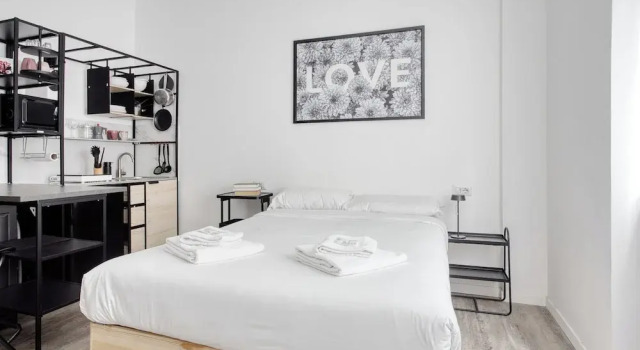 Студия Stylish Studios near Subway