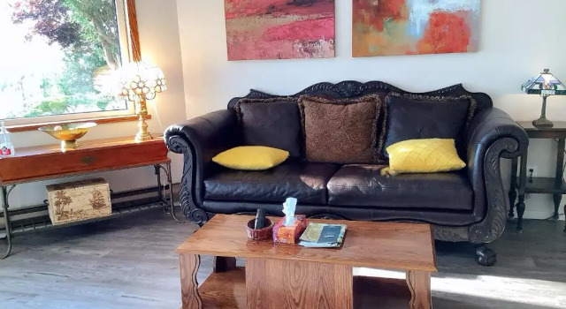 Stunning Ocean Mountain View 3 BR Suite, Prenota Hotel Campbell River 