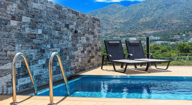 Люкс Deluxe Aelia Suites